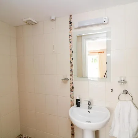 Grange * Fethard-on-Sea